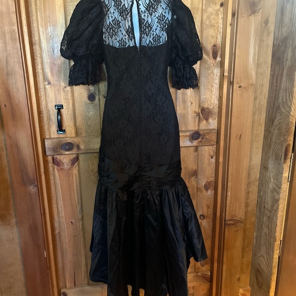 Vintage Gothic size 5/6 Zum Zum black on black prom dress. - Picture 3 of 12